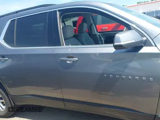 2021 Chevrolet Traverse LT Cloth z VIN 1GNEVGKW8MJ193233, wystawiony jako IAAI lot #42279421 z przebiegiem 66 924 mil mil oraz . Historia ofert i sprzedaży dostępna na DreamBid. Obrazek 12.