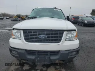 2004 Ford Expedition Special Service with VIN 1FMFU16L04LB41687, listed as a Copart auction lot 49304785 with 201,059 mi miles and Salvage title. Bid and sale history available at DreamBid. Image 5.