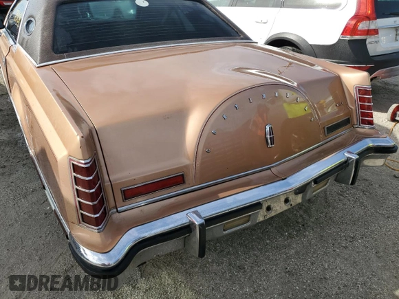 1978 Lincoln Continental with VIN 8Y89A867542, listed as a Copart auction lot 74986584 with 63,459 mi miles and Non Repairable. Bid and sale history available at DreamBid. Image 6.