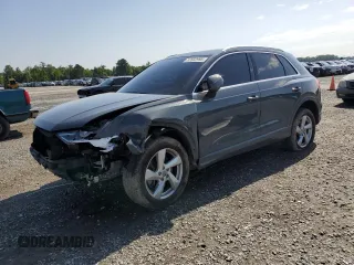 2020 Audi Q3 Premium Plus z VIN WA1BECF30L1011473, wystawiony jako Copart lot #57602995 z przebiegiem 95 122 mil mil oraz Szkoda całkowita • Salvage title. Historia ofert i sprzedaży dostępna na DreamBid. Obrazek 1.