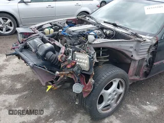 1986 Nissan 300ZX z VIN JN1HZ14S4GX140955, wystawiony jako IAAI lot #41935505 z przebiegiem 144 917 mil mil oraz . Historia ofert i sprzedaży dostępna na DreamBid. Obrazek 6.