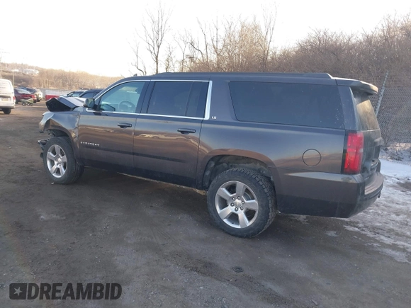 2016 Chevrolet Suburban LS with VIN 1GNSKGKC6GR412651, listed as a IAAI auction lot 41450964 with 114,833 mi miles. Bid and sale history available at carsss.com. Image 3.
