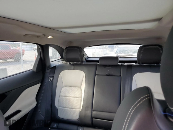 2017 Jaguar F-Pace 20d R-Sport with VIN SADCL2BN5HA086473, listed as a Copart auction lot 85121804 with 93,490 mi miles and Clean Title. Bid and sale history available at DreamBid. Image 10.