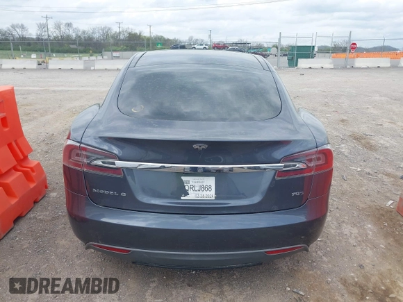 2016 Tesla Model S 90D with VIN 5YJSA1E27GF129130, listed as a IAAI auction lot 41922227 with 134,422 mi miles and . Bid and sale history available at DreamBid. Image 17.