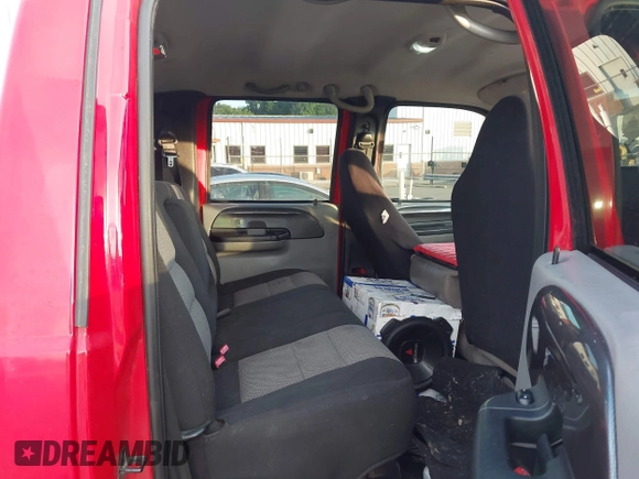 2003 Ford F-250 XL with VIN 1FTNW21P83ED10318, listed as a IAAI auction lot 42138269 with 189,936 mi miles and . Bid and sale history available at carsss.com. Image 8.