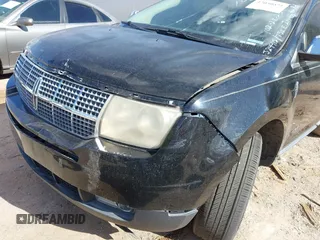 2008 Lincoln MKX with VIN 2LMDU68C38BJ24412, listed as a IAAI auction lot 42050624 with 180,803 mi miles. Bid and sale history available at carsss.com. Image 6.