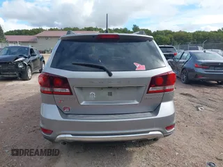 2018 Dodge Journey Crossroad with VIN 3C4PDDGG1JT430525, listed as a IAAI auction lot 40587131 with 108,564 mi miles. Bid and sale history available at carsss.com. Image 17.