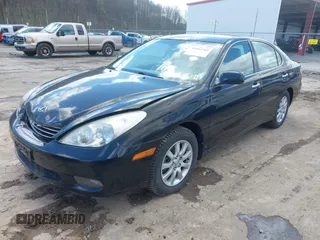 2002 Lexus ES 300 with VIN JTHBF30G625028427, listed as a IAAI auction lot 42043286 with 147,964 mi miles and . Bid and sale history available at DreamBid. Image 2.