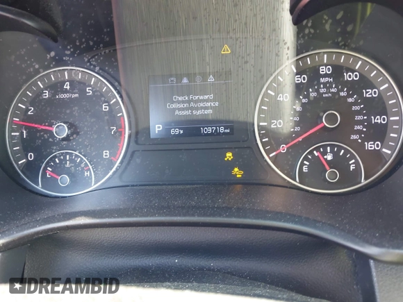 2020 Kia Optima SE with VIN 5XXGT4L31LG380634, listed as a IAAI auction lot 42331022 with 103,718 mi miles and . Bid and sale history available at DreamBid. Image 7.