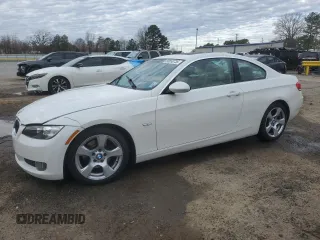 2009 BMW 3 Series 328i with VIN WBAWB33569P137295, listed as a Copart auction lot 88658735 with 48,695 mi miles and Salvage Title. Bid and sale history available at carsss.com. Image 1.