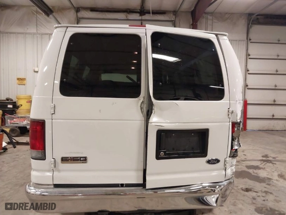 2007 Ford Econoline Wagon XL with VIN 1FMNE11L87DA58507, listed as a IAAI auction lot 41128969 with 143,383 mi miles. Bid and sale history available at carsss.com. Image 16.
