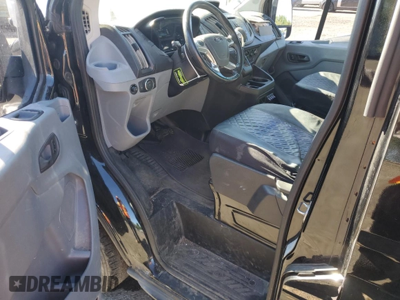 2018 Ford Transit z VIN 1FTYE1YM4JKA38600, wystawiony jako Copart lot #59181995 z przebiegiem 99 360 mil mil oraz Czysty tytuł • Clean title. Historia ofert i sprzedaży dostępna na DreamBid. Obrazek 8.