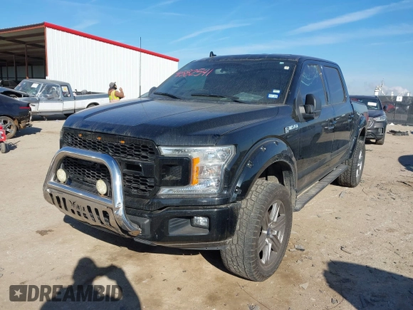 2018 Ford F-150 XL with VIN 1FTEW1E54JKF34266, listed as a IAAI auction lot 41582541 with 81,197 mi miles. Bid and sale history available at carsss.com. Image 17.