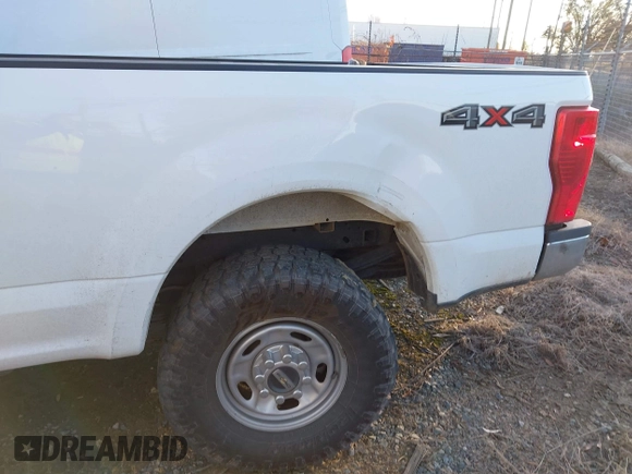 2021 Ford Super Duty F-250 SRW XL with VIN 1FT7W2B6XMED85909, listed as a IAAI auction lot 41154972 with 78,192 mi miles. Bid and sale history available at carsss.com. Image 18.