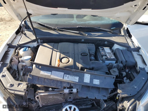 2013 Volkswagen Passat SE with VIN 1VWBP7A3XDC141312, listed as a Copart auction lot 45361805 with 103,070 mi miles and Clean Title. Bid and sale history available at carsss.com. Image 11.