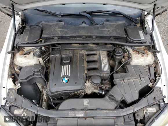 2011 BMW 3 Series 328i xDrive with VIN WBAUU3C5XBA542974, listed as a Copart auction lot 63331535 with 276,912 mi miles and Salvage title. Bid and sale history available at DreamBid. Image 12.
