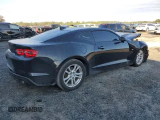 2021 Chevrolet Camaro 1LS with VIN 1G1FB1RX0M0104819, listed as a Copart auction lot 38442783 with 42,139 mi miles. Bid and sale history available at carsss.com. Image 3.