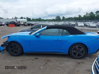 2024 Ford Mustang EcoBoost z VIN 1FAGP8UH8R5129750, wystawiony jako IAAI lot #42779808 z przebiegiem 20 652 mil mil oraz . Historia ofert i sprzedaży dostępna na DreamBid. Obrazek 13.