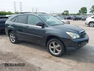 2006 Lexus RX 400h z VIN JTJHW31U960019608, wystawiony jako IAAI lot #42404446 z przebiegiem 115 801 mil mil oraz . Historia ofert i sprzedaży dostępna na DreamBid. Obrazek 1.