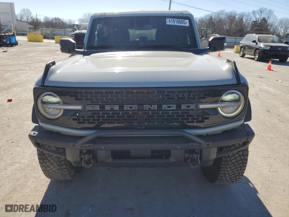 2024 Ford Bronco Wildtrak with VIN 1FMEE2BP6RLA70218, listed as a Copart auction lot 41918605 with 3,782 mi miles and Salvage Title. Bid and sale history available at carsss.com. Image 5.