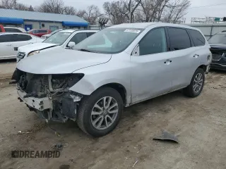 2016 Nissan Pathfinder S with VIN 5N1AR2MM6GC661703, listed as a Copart auction lot 47120825 with 101,779 mi miles and Salvage Title. Bid and sale history available at carsss.com. Image 1.