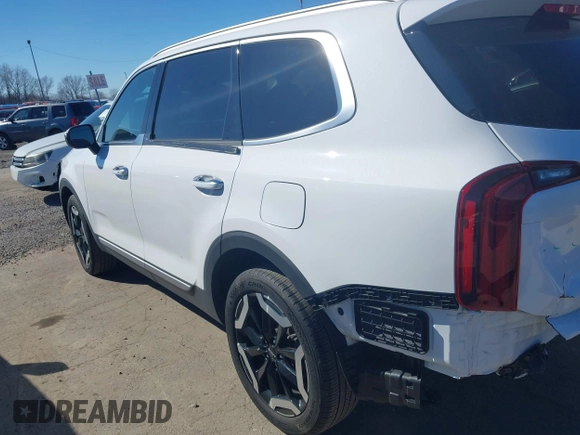 2023 Kia Telluride S with VIN 5XYP6DGCXPG347098, listed as a IAAI auction lot 41785572 with 20,821 mi miles and . Bid and sale history available at carsss.com. Image 14.