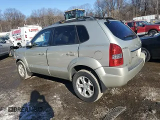 2009 Hyundai Tucson SE with VIN KM8JN72D19U970813, listed as a Copart auction lot 88469545 with 152,648 mi miles and Salvage Title. Bid and sale history available at carsss.com. Image 2.