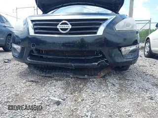2015 Nissan Altima 2.5 z VIN 1N4AL3AP3FN917153, wystawiony jako IAAI lot #42270994 z przebiegiem 76 018 mil mil oraz . Historia ofert i sprzedaży dostępna na DreamBid. Obrazek 6.