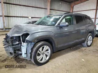 2021 Volkswagen Atlas SE with VIN 1V2WP2CAXMC528136, listed as a Copart auction lot 84284114 with 154,044 mi miles and Salvage title. Bid and sale history available at DreamBid. Image 1.