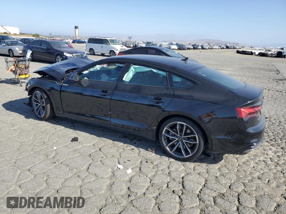 2024 Audi A5 Sportback S line Premium z VIN WAUDACF58RA084690, wystawiony jako Copart lot #60849475 z przebiegiem Nie podano mil oraz Szkoda całkowita • Salvage title. Historia ofert i sprzedaży dostępna na DreamBid. Obrazek 2.