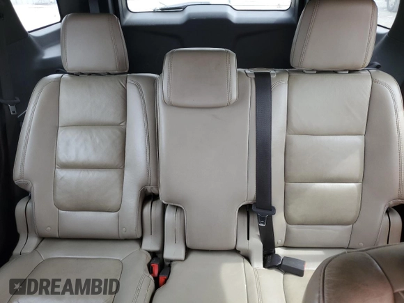 2014 Ford Explorer XLT z VIN 1FM5K7D89EGA86041, wystawiony jako Copart lot #58144195 z przebiegiem 175 383 mil mil oraz Szkoda całkowita • Salvage title. Historia ofert i sprzedaży dostępna na DreamBid. Obrazek 10.