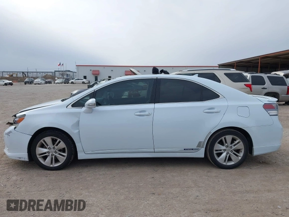 2010 Lexus HS 250h with VIN JTHBB1BA7A2021818, listed as a IAAI auction lot 41380976 with 135,317 mi miles and . Bid and sale history available at DreamBid. Image 14.