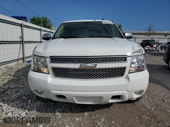 2007 Chevrolet Suburban LTZ with VIN 1GNFK16377J298439, listed as a Copart auction lot 55243665 with 270,387 mi miles and Salvage title. Bid and sale history available at DreamBid. Image 5.