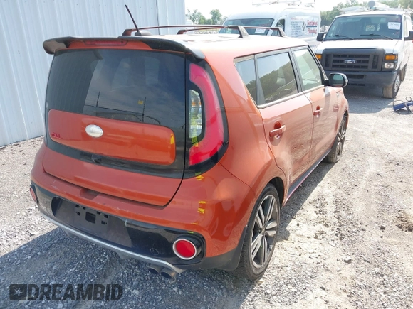 2018 Kia Soul ! with VIN KNDJX3AA5J7568343, listed as a IAAI auction lot 42086485 with 183,369 mi miles. Bid and sale history available at carsss.com. Image 4.