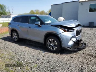 2024 Toyota Highlander LE z VIN 5TDKDRBH7RS539875, wystawiony jako Copart lot #54117965 z przebiegiem 12 453 mil mil oraz Szkoda całkowita • Salvage title. Historia ofert i sprzedaży dostępna na DreamBid. Obrazek 4.