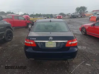 2013 Mercedes-Benz E 350 Luxury с VIN WDDHF5KB8DA763466, выставлен на аукционе IAAI как лот 42388714 с пробегом 109 323 миль миль и . История ставок и продаж доступна на DreamBid. Изображение 17.