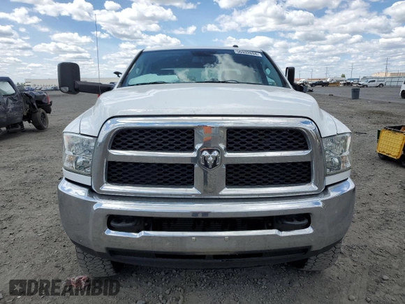 2015 Ram 2500 Tradesman z VIN 3C6UR5HL8FG615300, wystawiony jako Copart lot #56932694 z przebiegiem 167 808 mil mil oraz Szkoda całkowita • Salvage title. Historia ofert i sprzedaży dostępna na DreamBid. Obrazek 5.