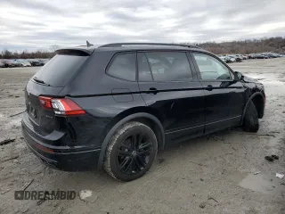 2022 Volkswagen Tiguan SE R-Line Black with VIN 3VV8B7AX0NM155204, listed as a Copart auction lot 44393685 with 21,812 mi miles and Salvage Title. Bid and sale history available at DreamBid. Image 3.