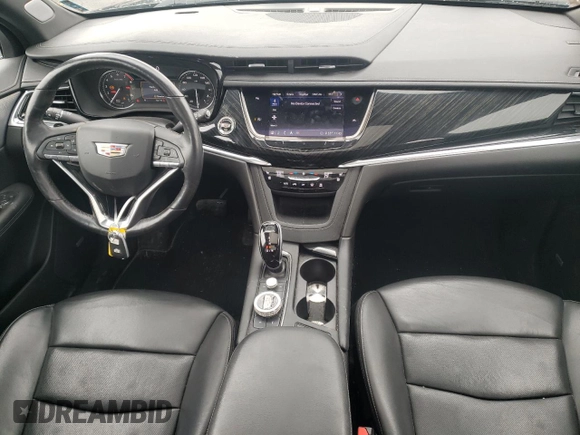 2020 Cadillac XT6 FWD Premium Luxury with VIN 1GYKPCRS4LZ184248, listed as a Copart auction lot 45332984 with 82,170 mi miles. Bid and sale history available at carsss.com. Image 8.