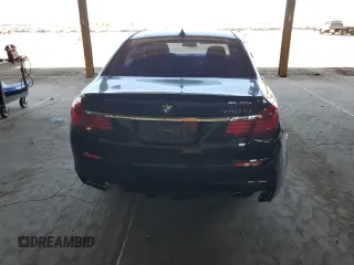 2014 BMW 7 Series ALPINA B7 z VIN WBAYE8C54ED136428, wystawiony jako Copart lot #61866855 z przebiegiem 126 118 mil mil oraz Szkoda całkowita • Salvage title. Historia ofert i sprzedaży dostępna na DreamBid. Obrazek 6.