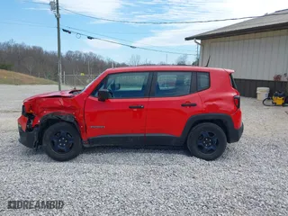 2017 Jeep Renegade Sport with VIN ZACCJAAB4HPF48038, listed as a IAAI auction lot 41803145 with 104,752 mi miles. Bid and sale history available at carsss.com. Image 14.