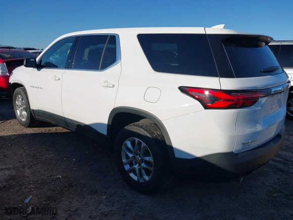 2022 Chevrolet Traverse LS with VIN 1GNERFKW4NJ132381, listed as a IAAI auction lot 41822204 with 85,110 mi miles. Bid and sale history available at carsss.com. Image 3.