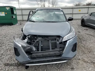 2024 Nissan Kicks SV with VIN 3N1CP5CVXRL520819, listed as a Copart auction lot 44169055 with 4,729 mi miles and Salvage Title. Bid and sale history available at DreamBid. Image 5.