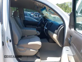 2007 Toyota Tundra SR5 with VIN 5TBRT54167S453554, listed as a IAAI auction lot 42037965 with 307,246 mi miles and . Bid and sale history available at DreamBid. Image 5.