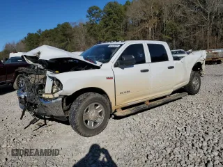 2022 Ram 2500 Tradesman with VIN 3C6UR4HJ1NG180112, listed as a Copart auction lot 43023515 with 146,973 mi miles and Salvage title. Bid and sale history available at DreamBid. Image 1.