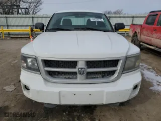 2011 Ram Dakota Bighorn/Lonestar with VIN 1D7RW3BK5BS667231, listed as a Copart auction lot 45025015 with 81,525 mi miles and Salvage Title. Bid and sale history available at carsss.com. Image 5.