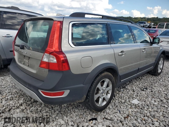 2011 Volvo XC70 3.2L with VIN YV4952BZ6B1101876, listed as a Copart auction lot 72785774 with 105,837 mi miles and Salvage Title. Bid and sale history available at DreamBid. Image 3.