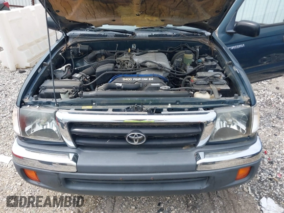 1998 Toyota Tacoma with VIN 4TAWN72N8WZ008439, listed as a IAAI auction lot 42000059 with 197,960 mi miles and . Bid and sale history available at DreamBid. Image 10.