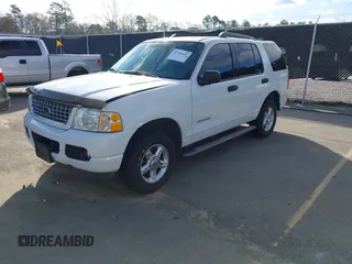 2005 Ford Explorer XLT z VIN 1FMZU63W25ZA20845, wystawiony jako IAAI lot #41790447 z przebiegiem 130 117 mil mil oraz . Historia ofert i sprzedaży dostępna na DreamBid. Obrazek 2.