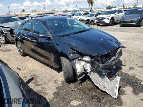 2024 Kia Forte LXS with VIN 3KPF24AD7RE792763, listed as a Copart auction lot 51757205 with 17,574 mi miles and Non Repairable. Bid and sale history available at carsss.com. Image 4.